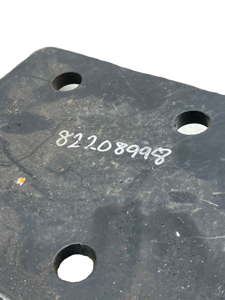 82208998 Genuine Mack Bumper Bracket