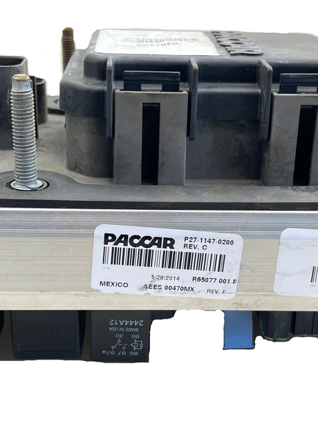 P27-1147-0200 Genuine Paccar Fuse Box
