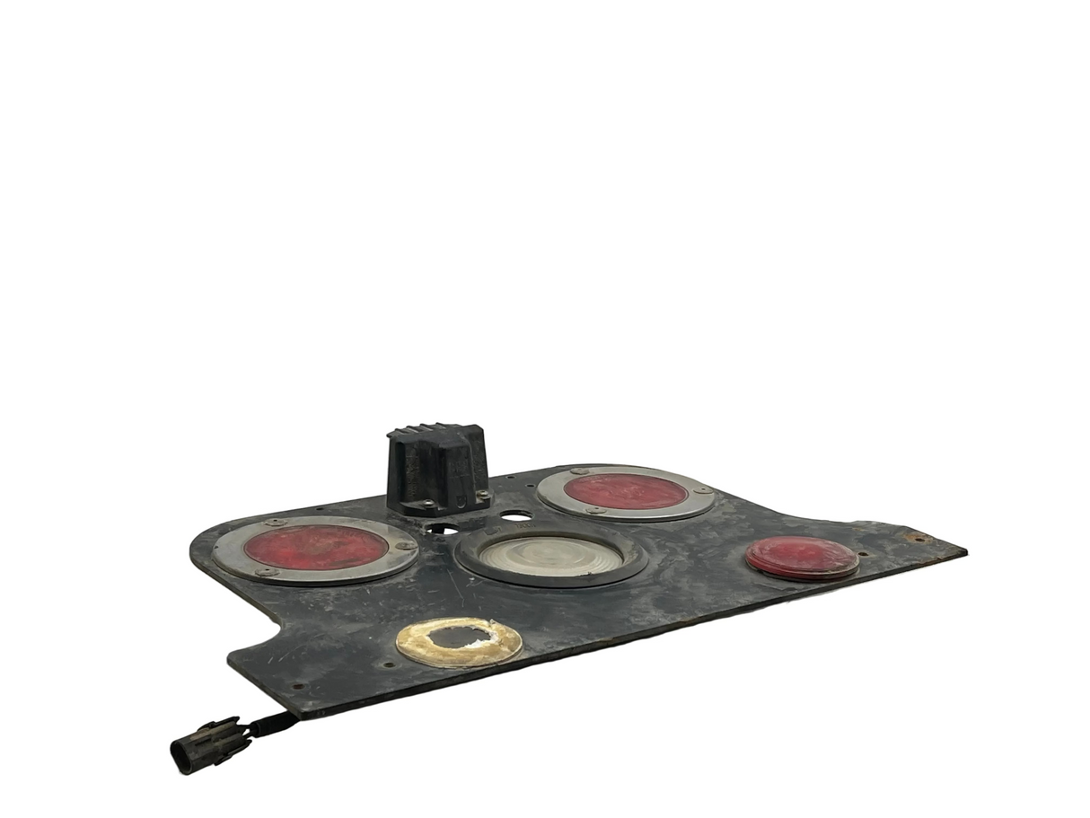 Genuine International Light Tail And Stop Module