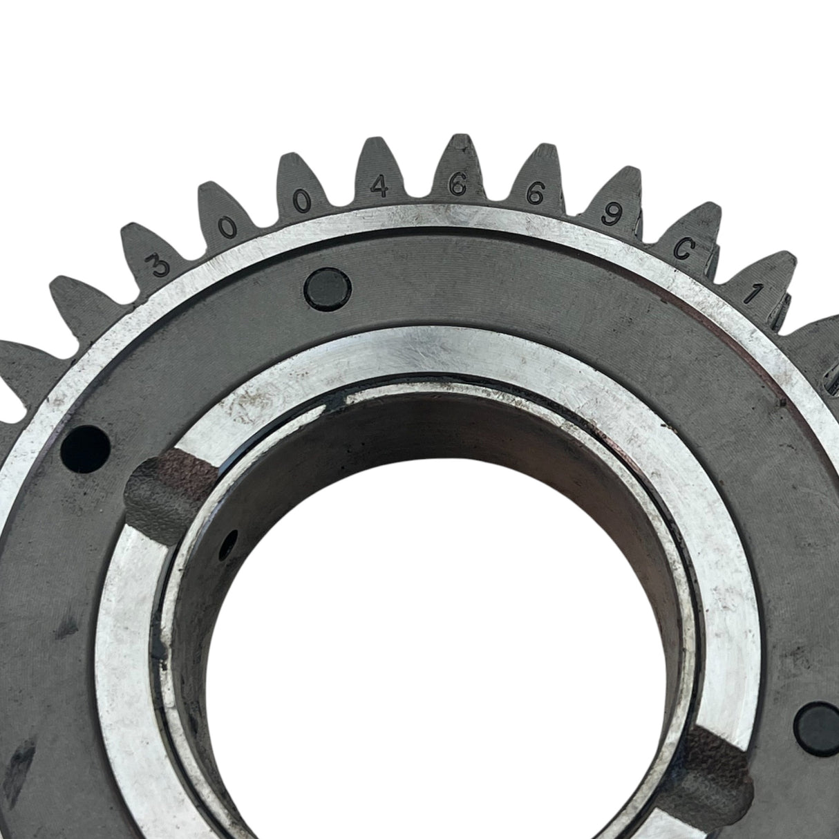 3004669C1 Genuine international Timing Gear