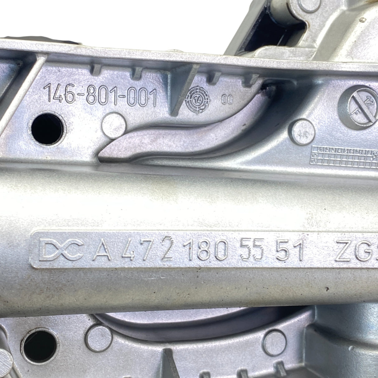 A4721805551 Genuine Detroit Diesel Oil Suction Manifold Assembly