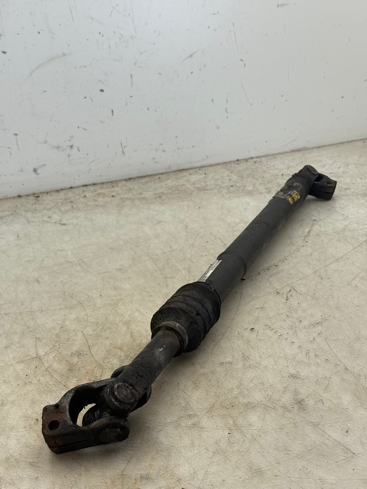84703023 Genuine Mack Steering Shaft
