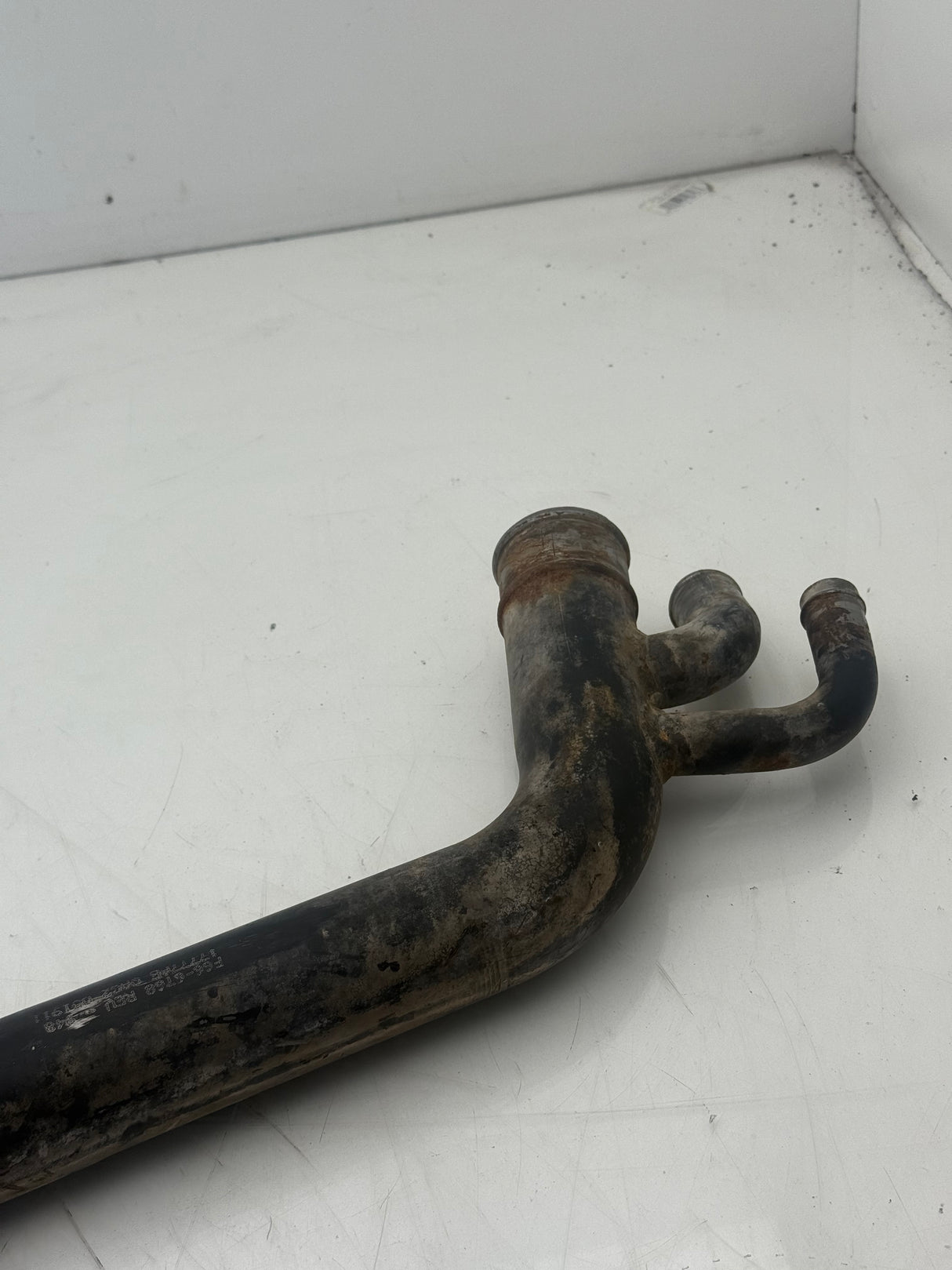 F66-6768 Genuine Kenworth Lower Coolant Tube