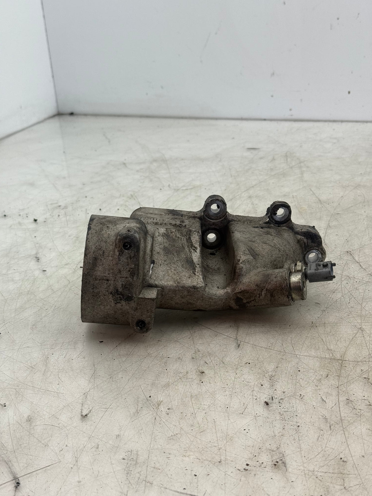 7095322C1 Genuine International EGR Coolant Return Manifold