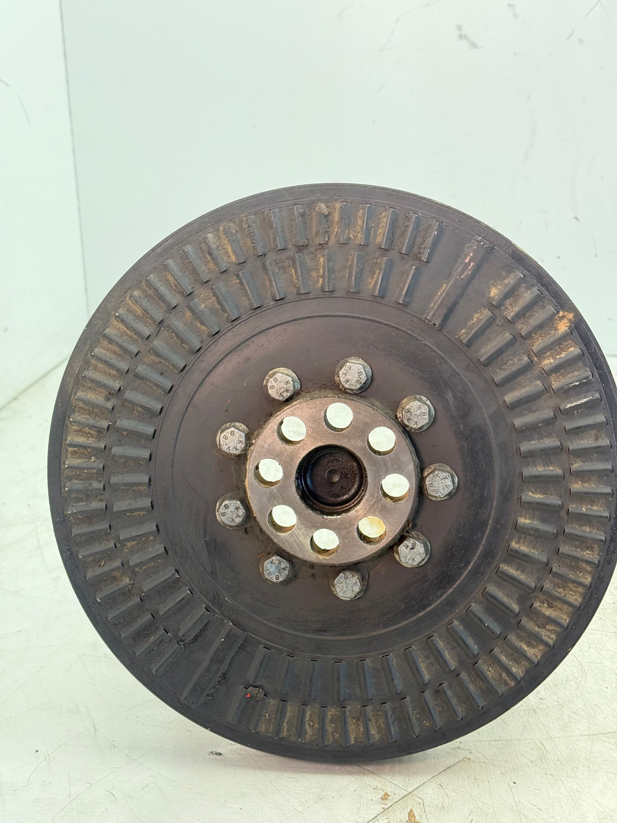 3004299C1 Genuine International Fan Drive Pulley