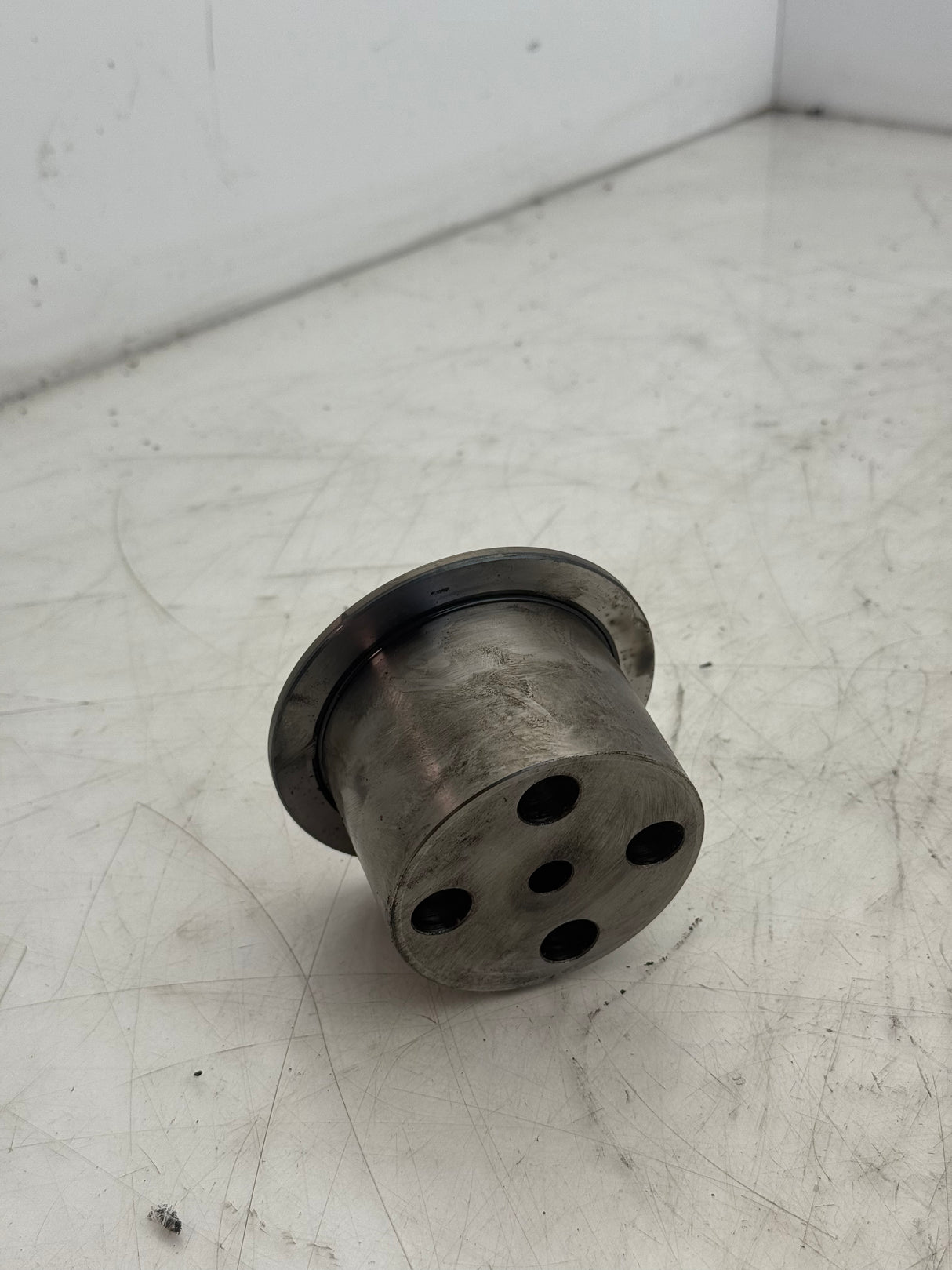 7096069C1 Genuine International Big Shaft Gear