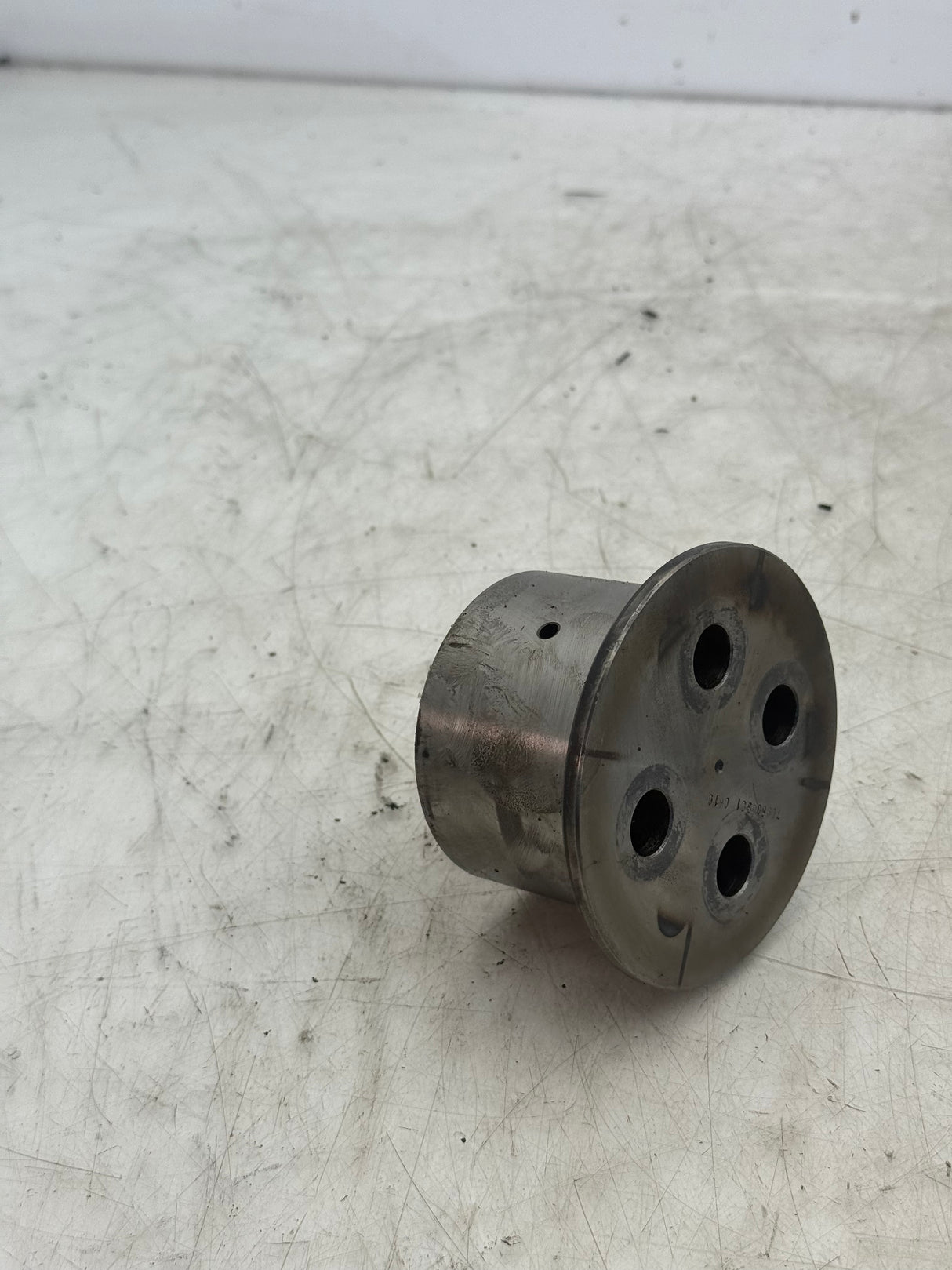 7096069C1 Genuine International Big Shaft Gear