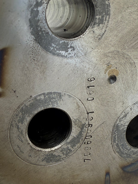 7096069C1 Genuine International Big Shaft Gear