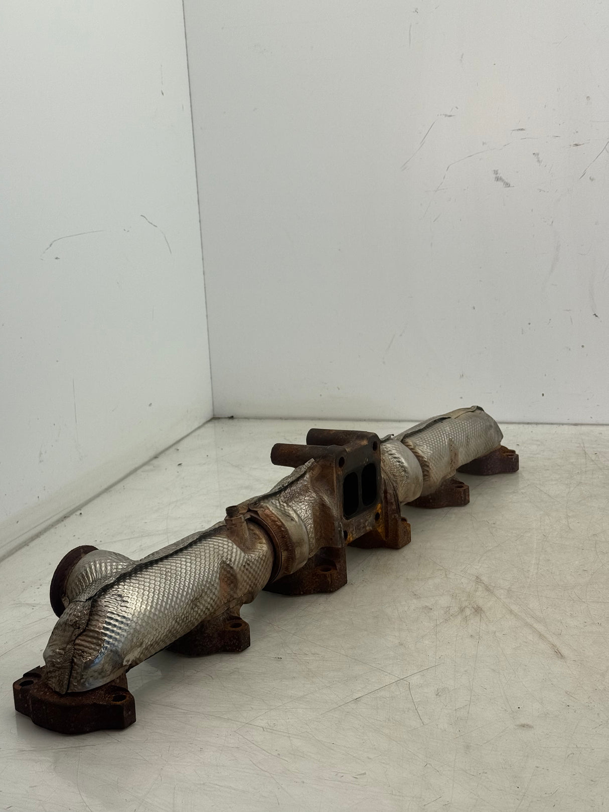 2124729 Genuine Paccar Exhaust Manifold Assembly