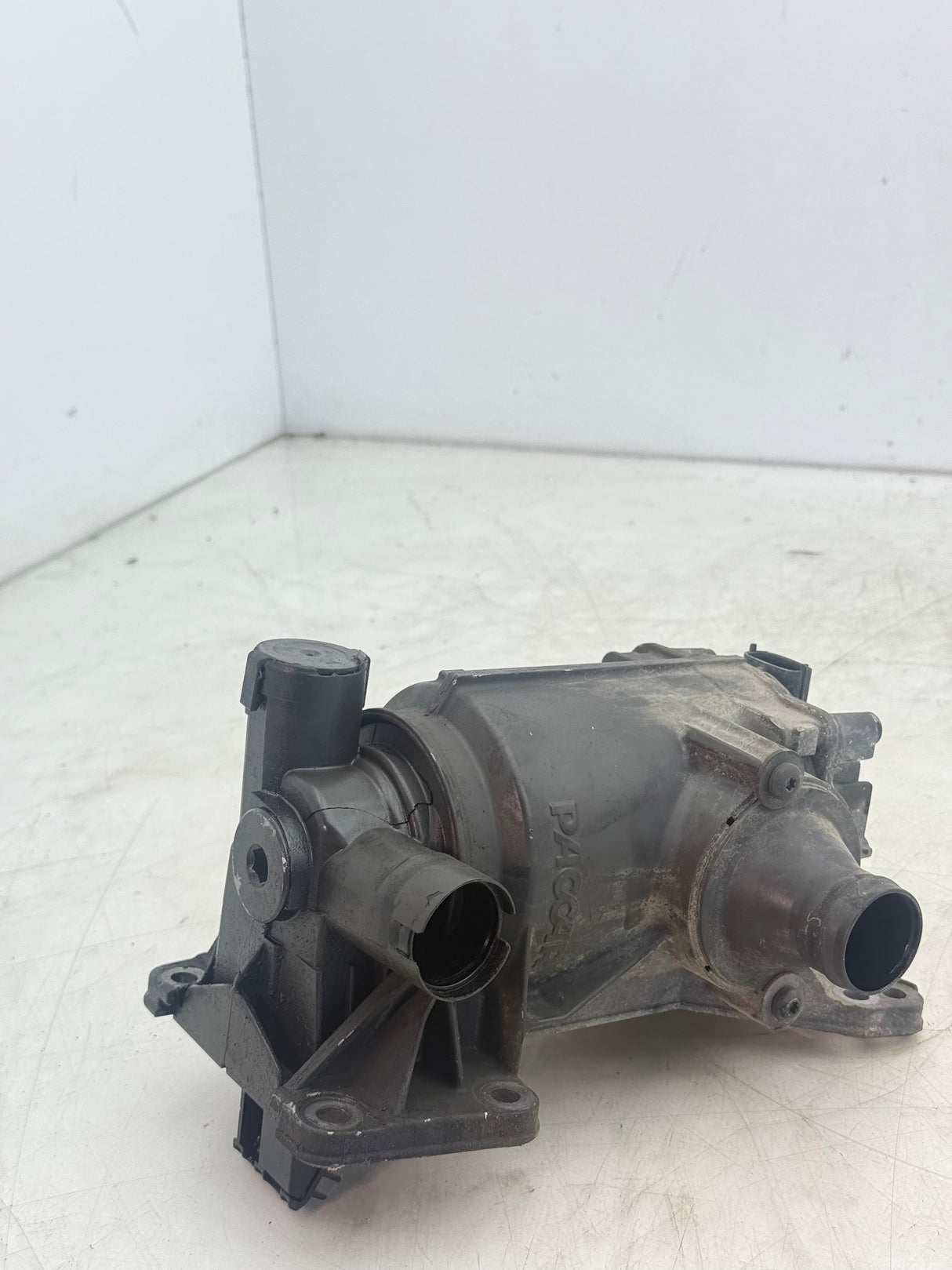 2146526 Genuine Paccar Crankcase Breather MX13