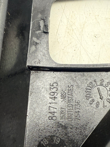 84714935 Genuine Mack Dash Panel