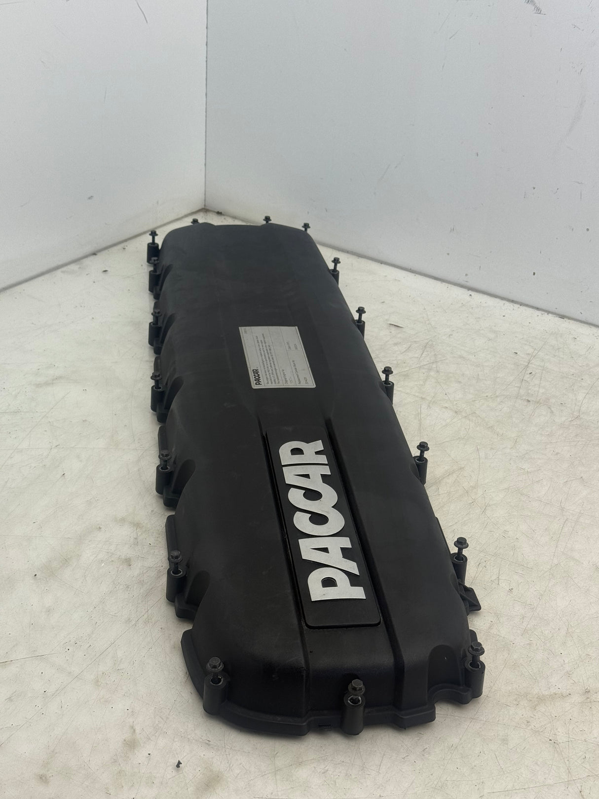 2272049 Genuine Paccar Engine Valve Cover