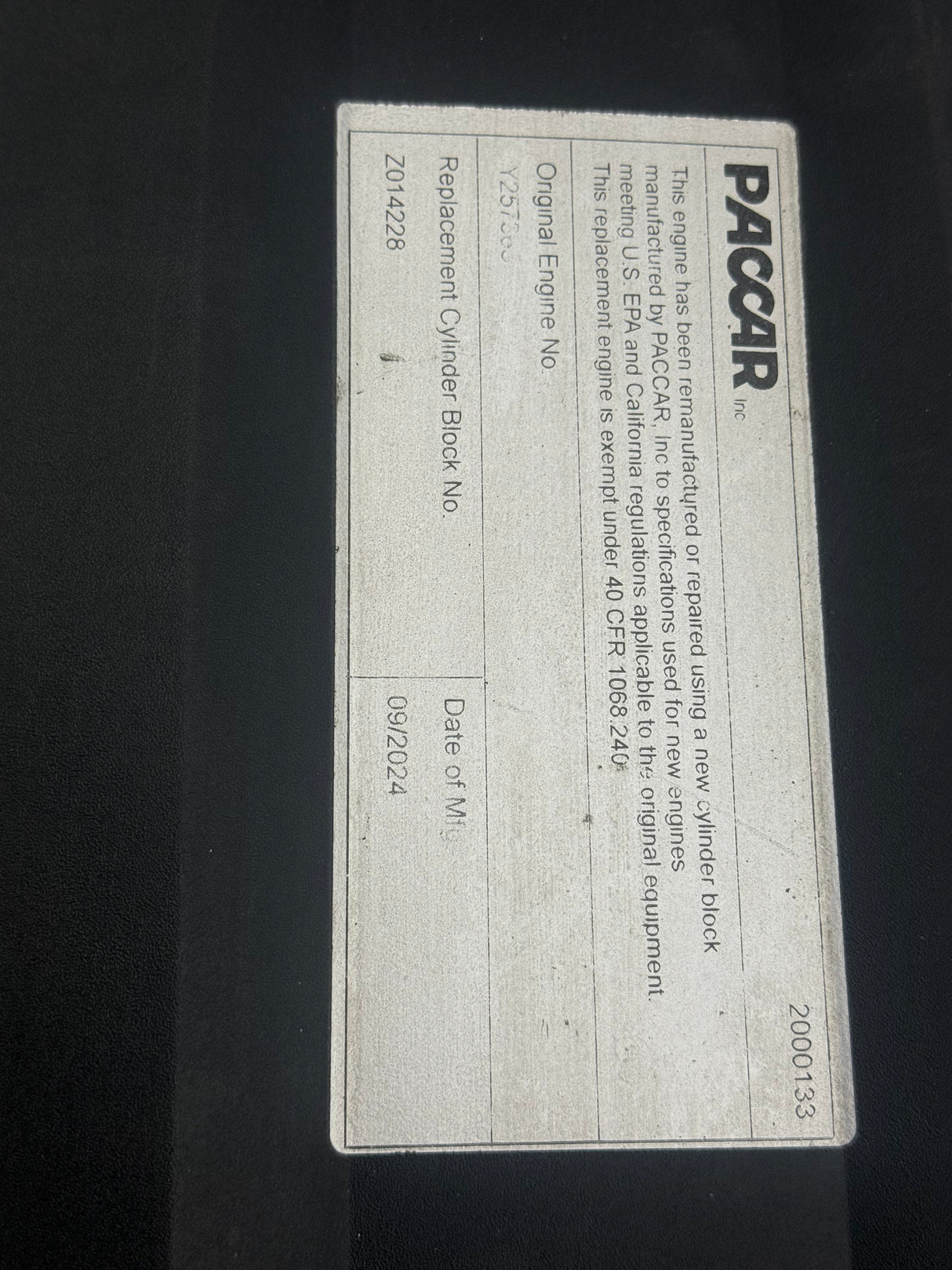 2272049 Genuine Paccar Engine Valve Cover
