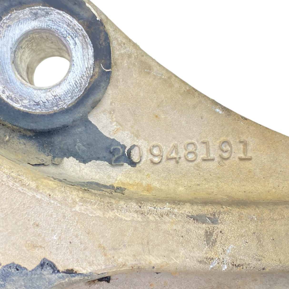 17MF4190M Genuine Mack Radiator Bracket