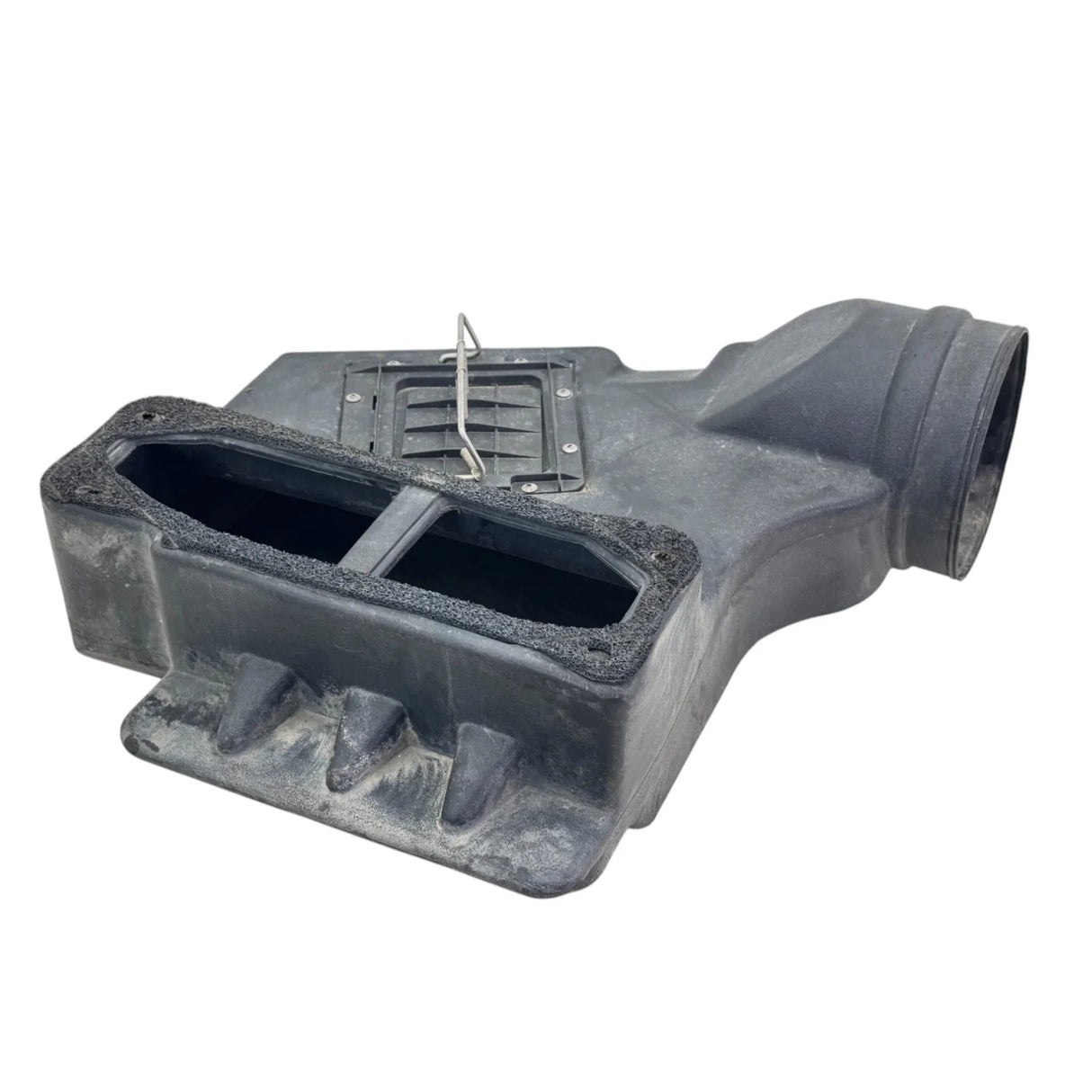 3720449C2 Genuine International Air Cleaner