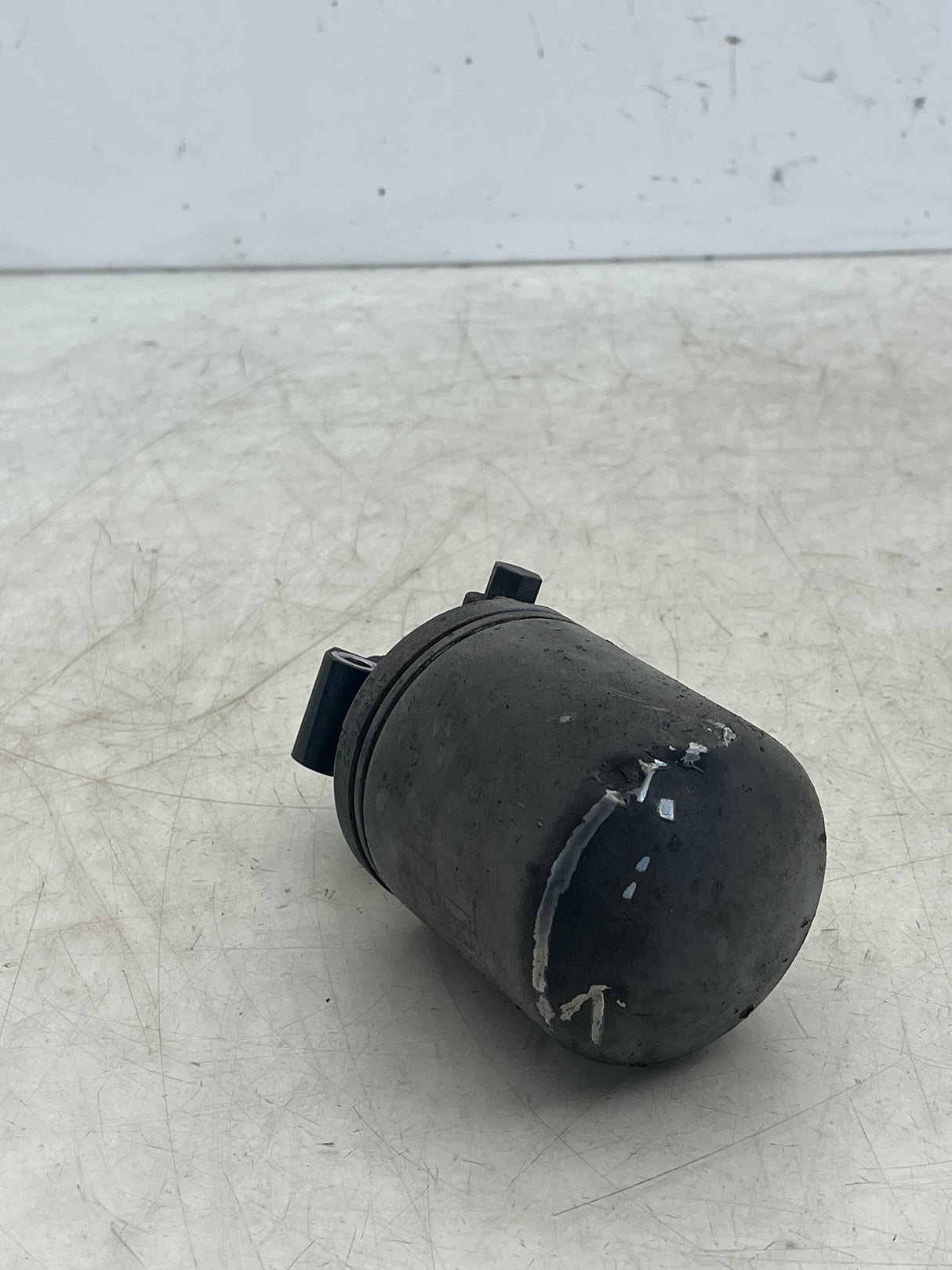 2013452 Genuine Paccar Engine Water Filter Base