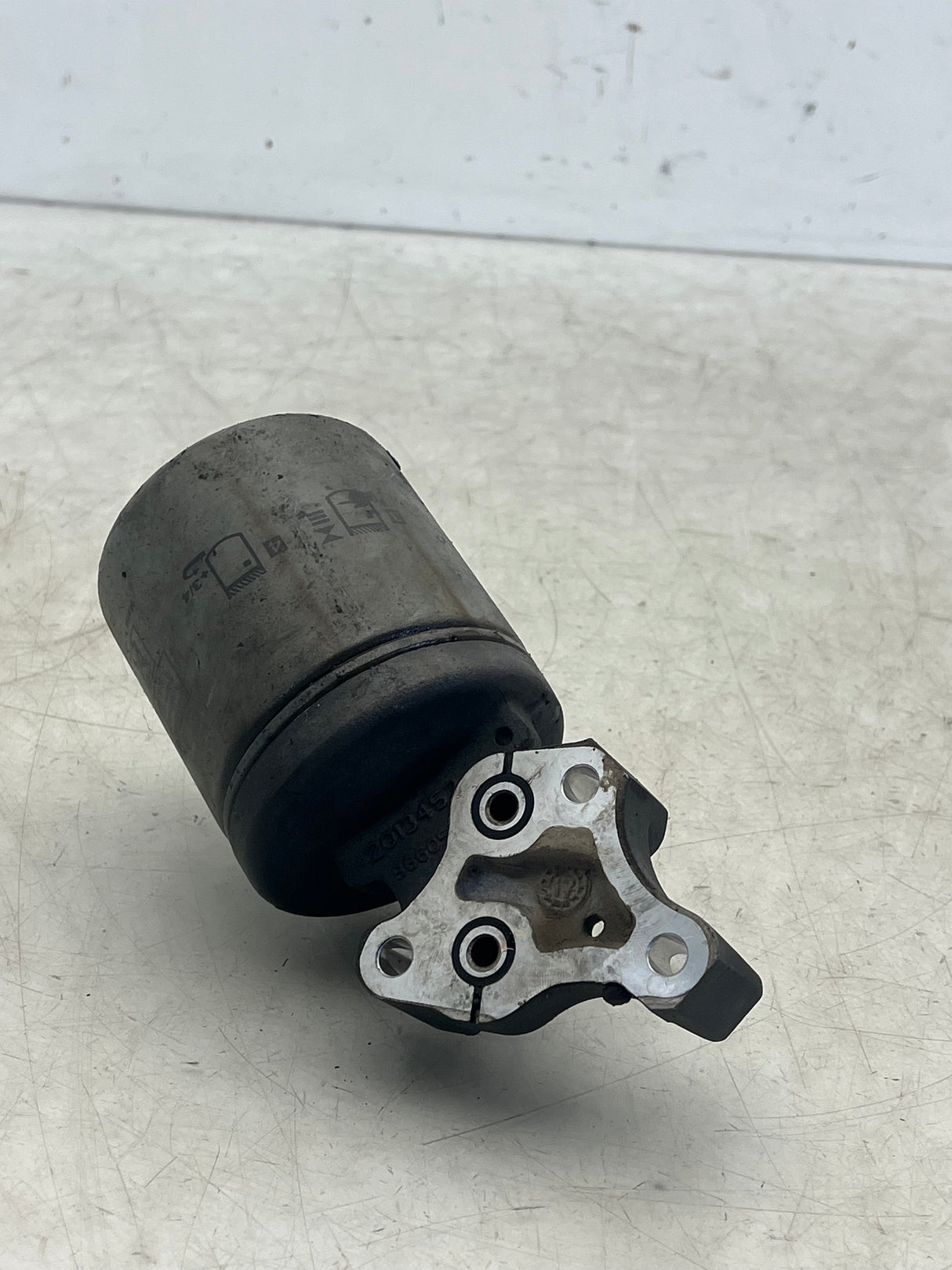 2013452 Genuine Paccar Engine Water Filter Base
