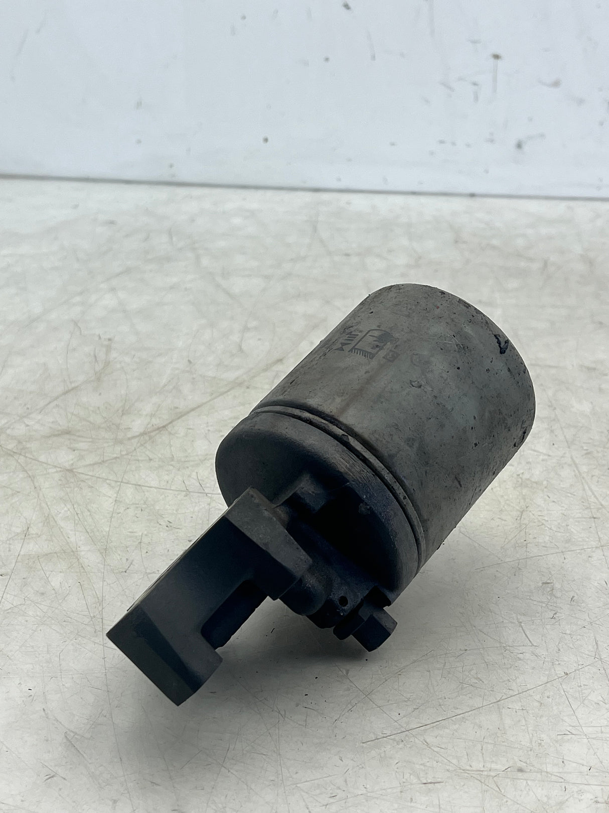 2013452 Genuine Paccar Engine Water Filter Base