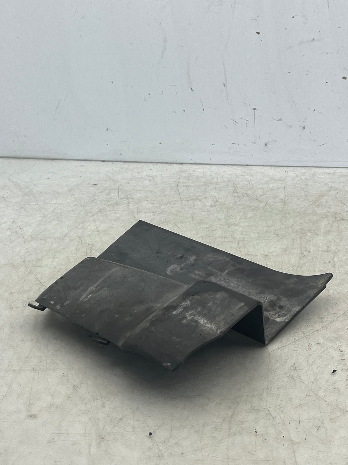 S22-1189-200 Genuine Kenworth Cover B Pillar Lower