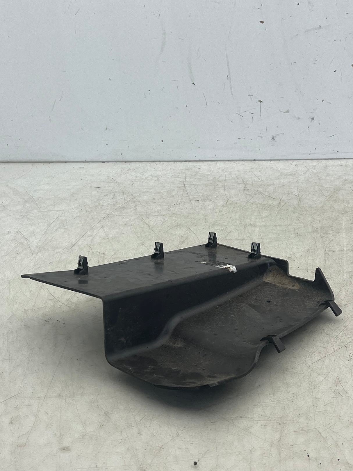 S22-1189-200 Genuine Kenworth Cover B Pillar Lower