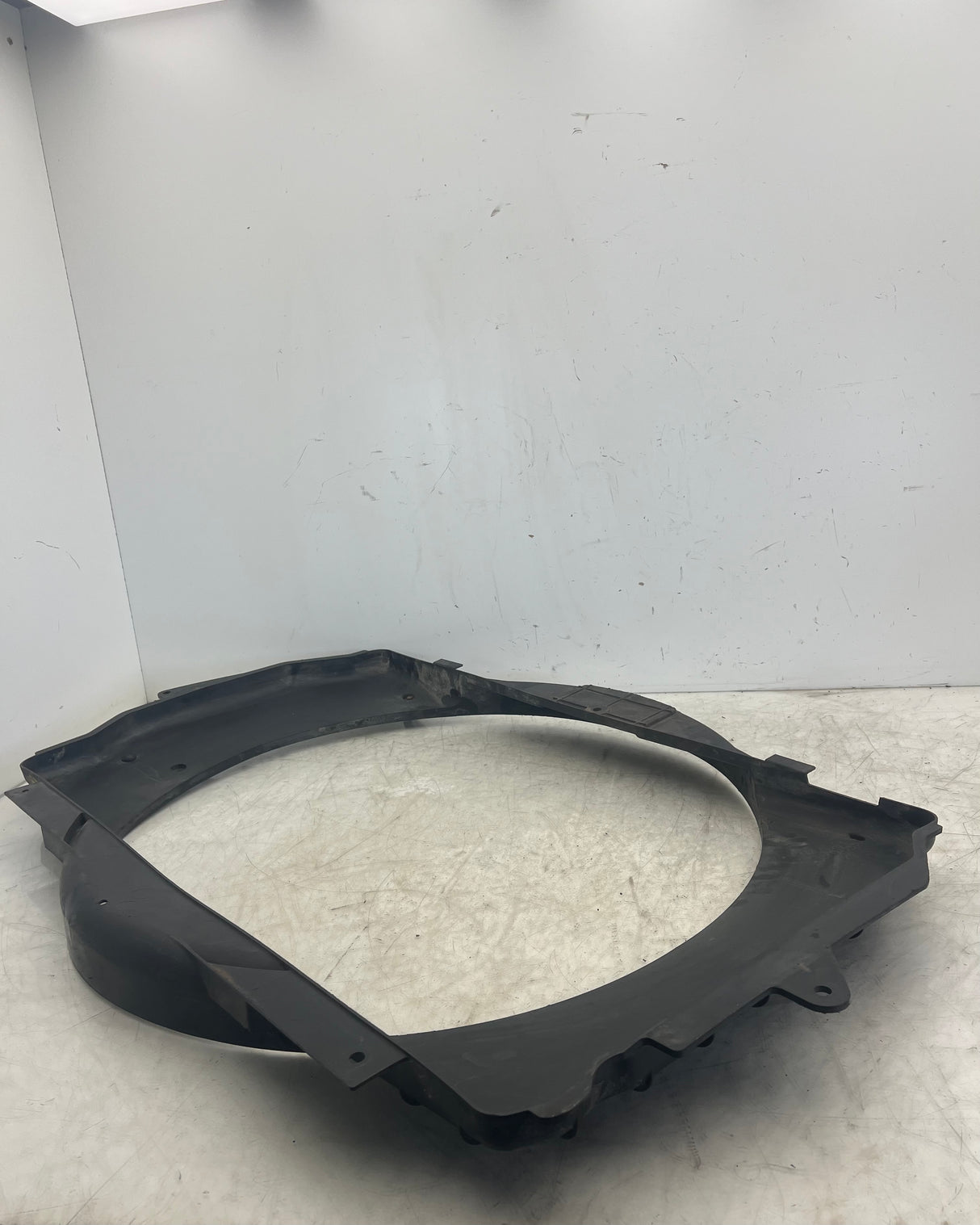 25568704 Genuine International Radiator Shroud