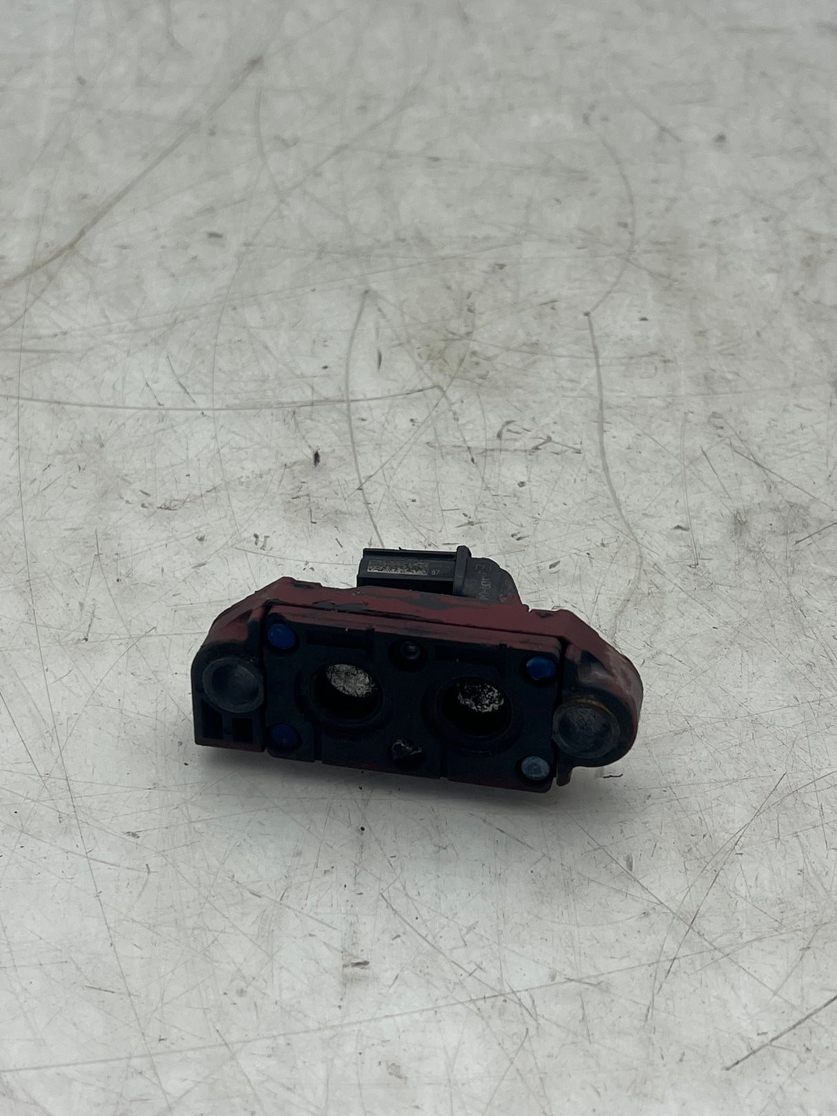 22172068 Genuine Volvo Pressure Sensor