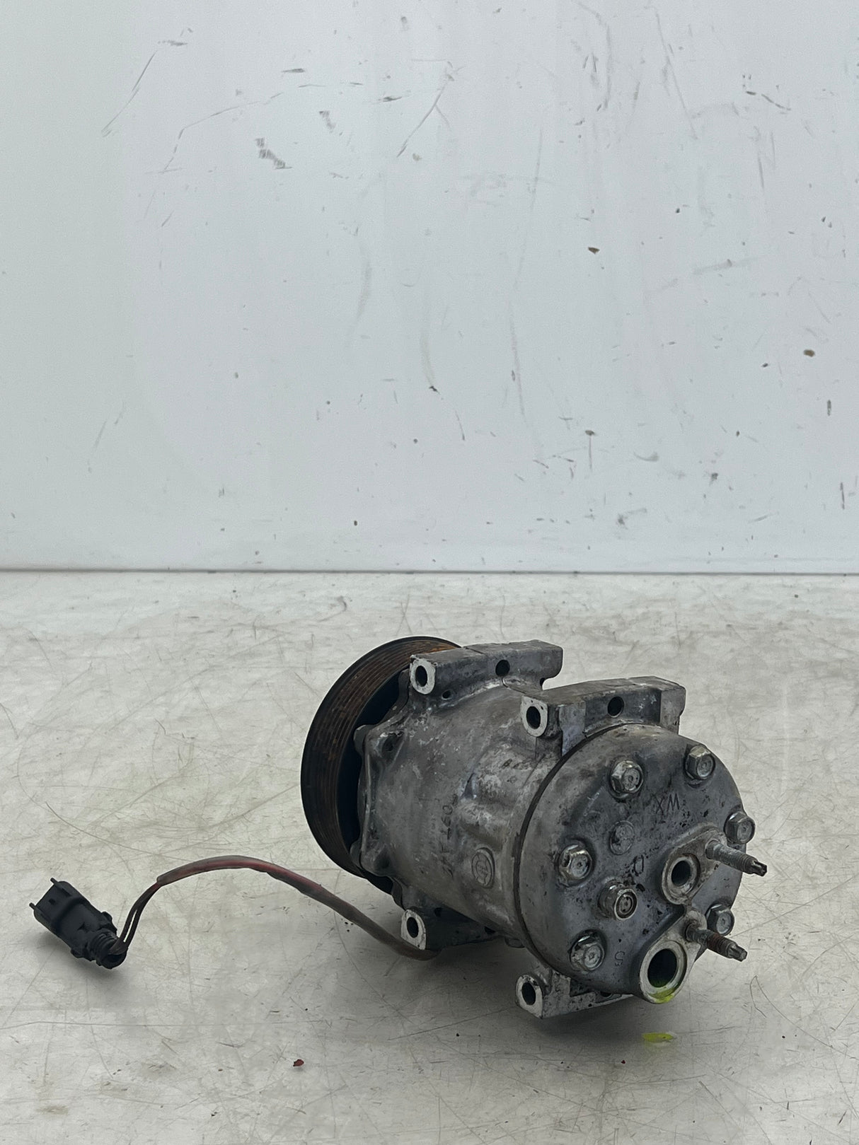 709TA42 Genuine Volvo A/C Compressor