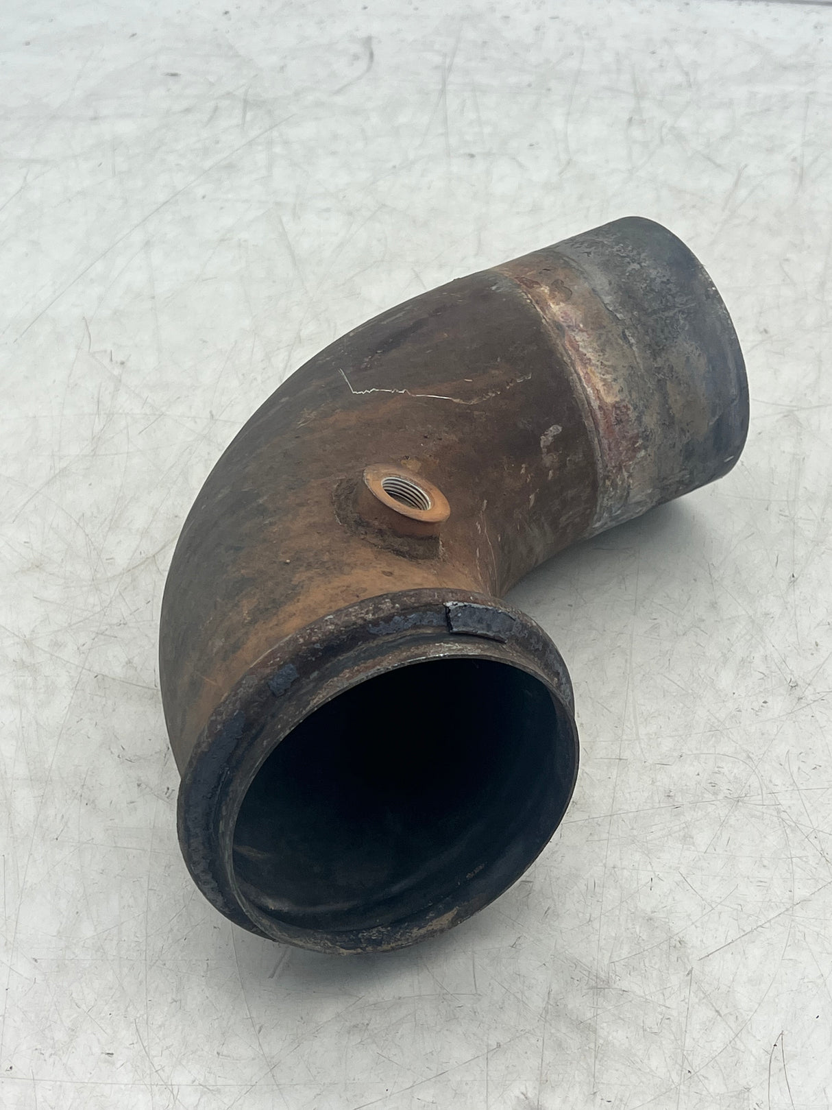21660572 Genuine Mack Exhaust Pipe