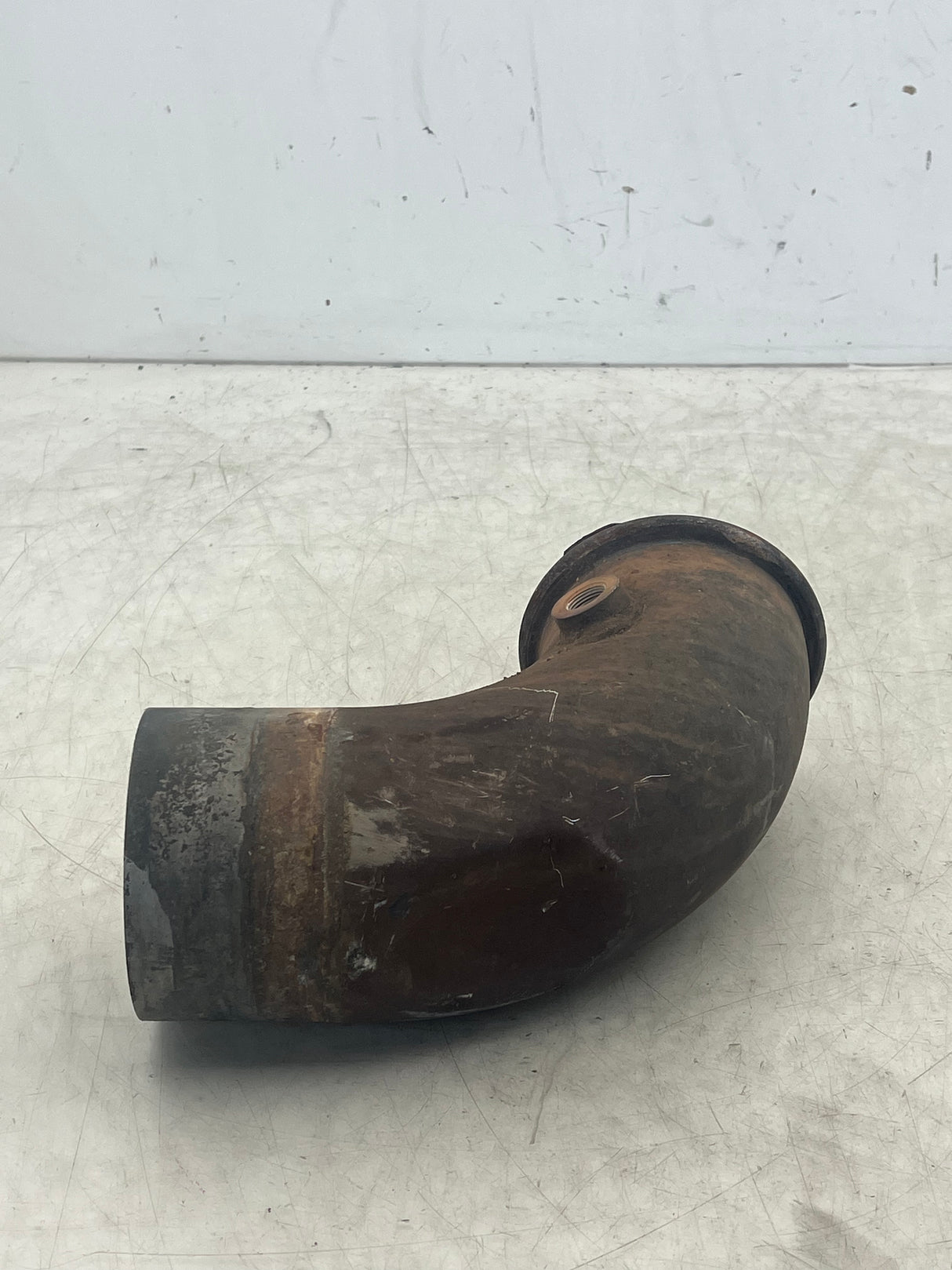 21660572 Genuine Mack Exhaust Pipe