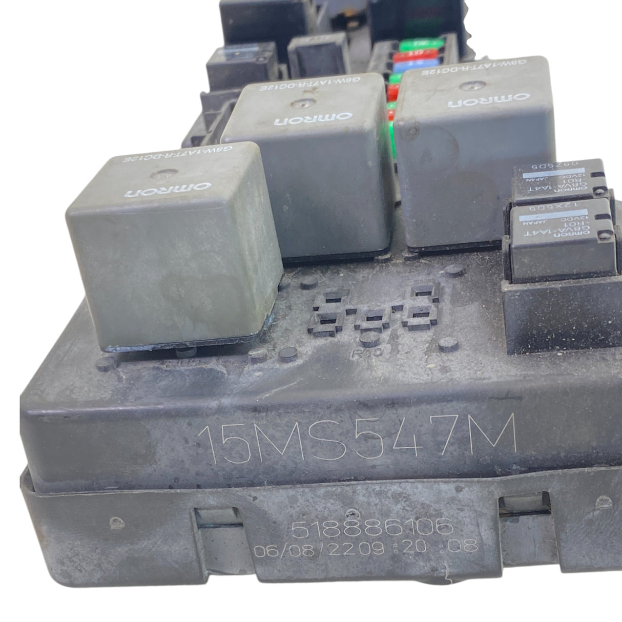 15MS547M Genuine Mack Fuse Box