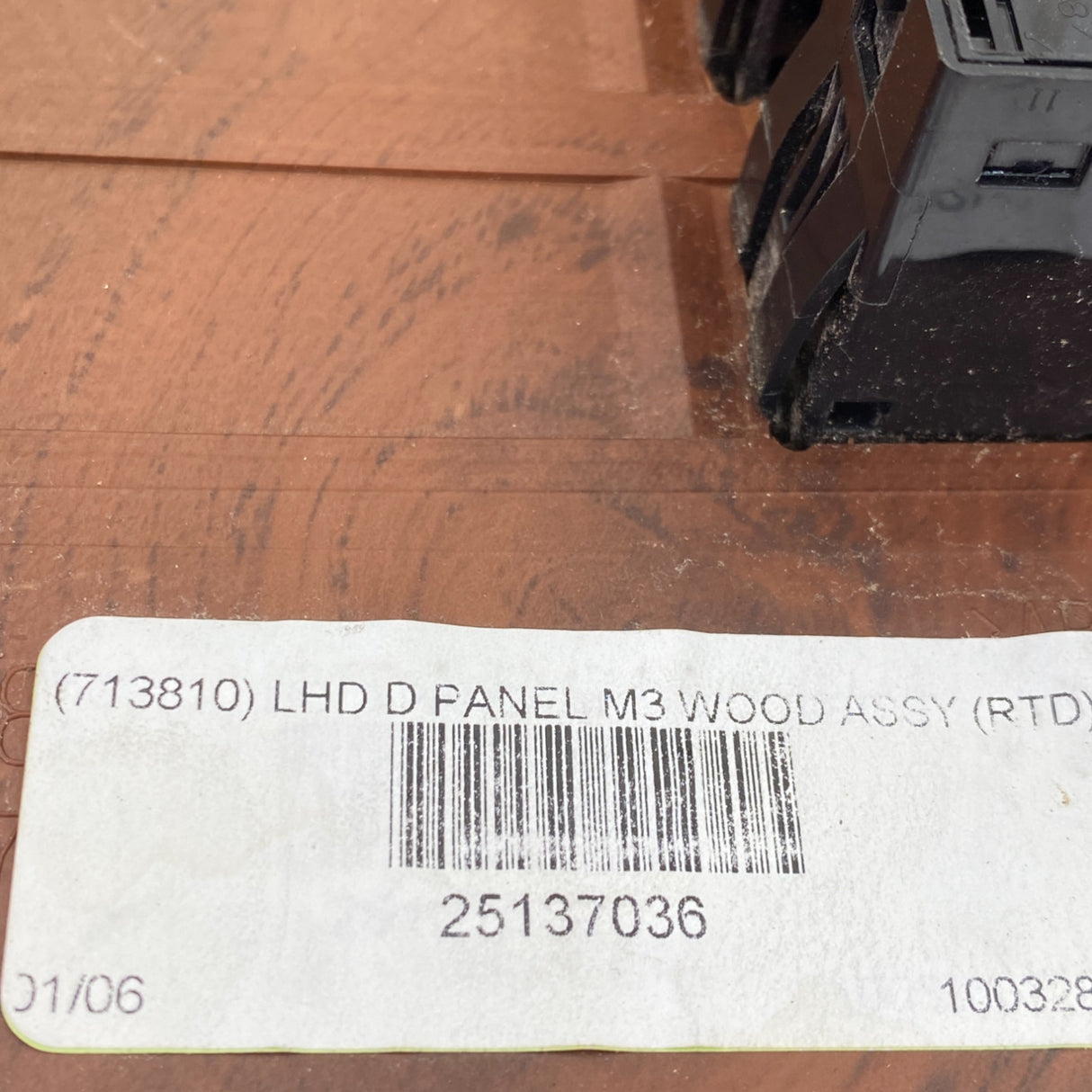 25137036 Genuine Mack Switch Panel