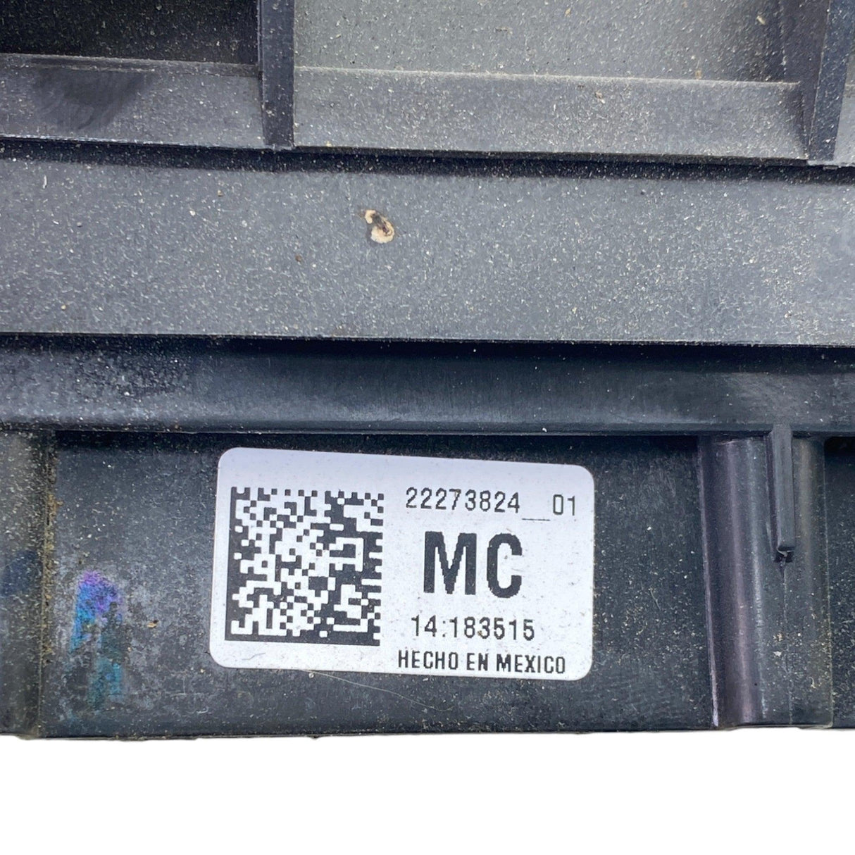 22773824 Genuine Mack Fuse Box & Relay Center