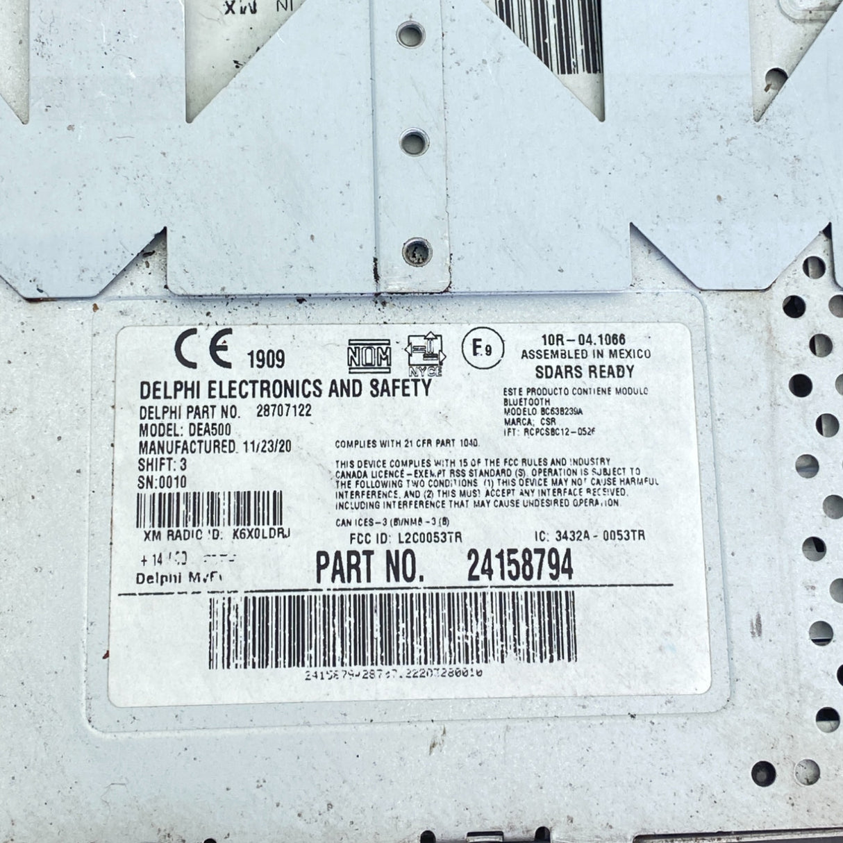 24158794 Genuine Mack Radio