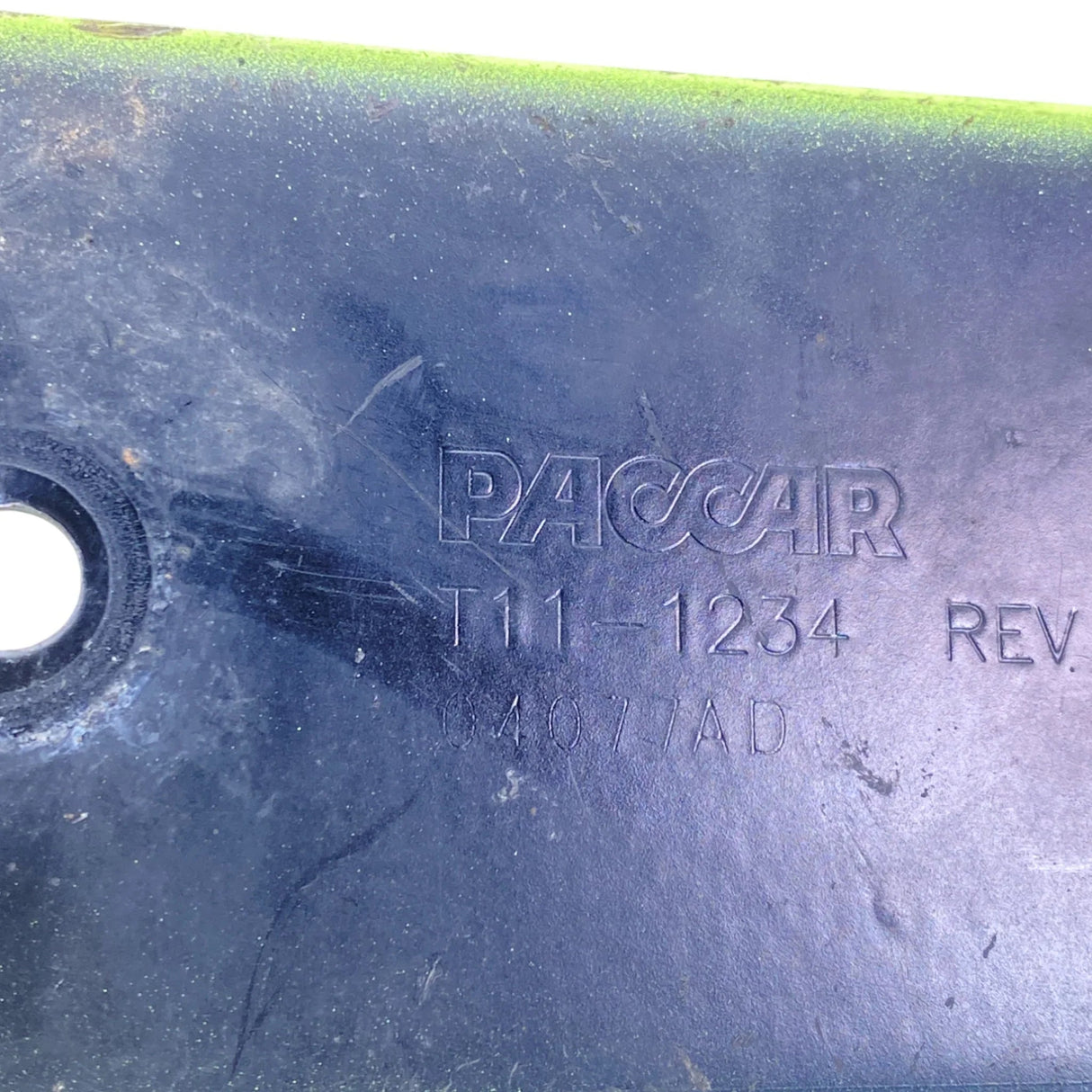 T11-1247 Genuine Paccar Left Bracket Extender Backwall