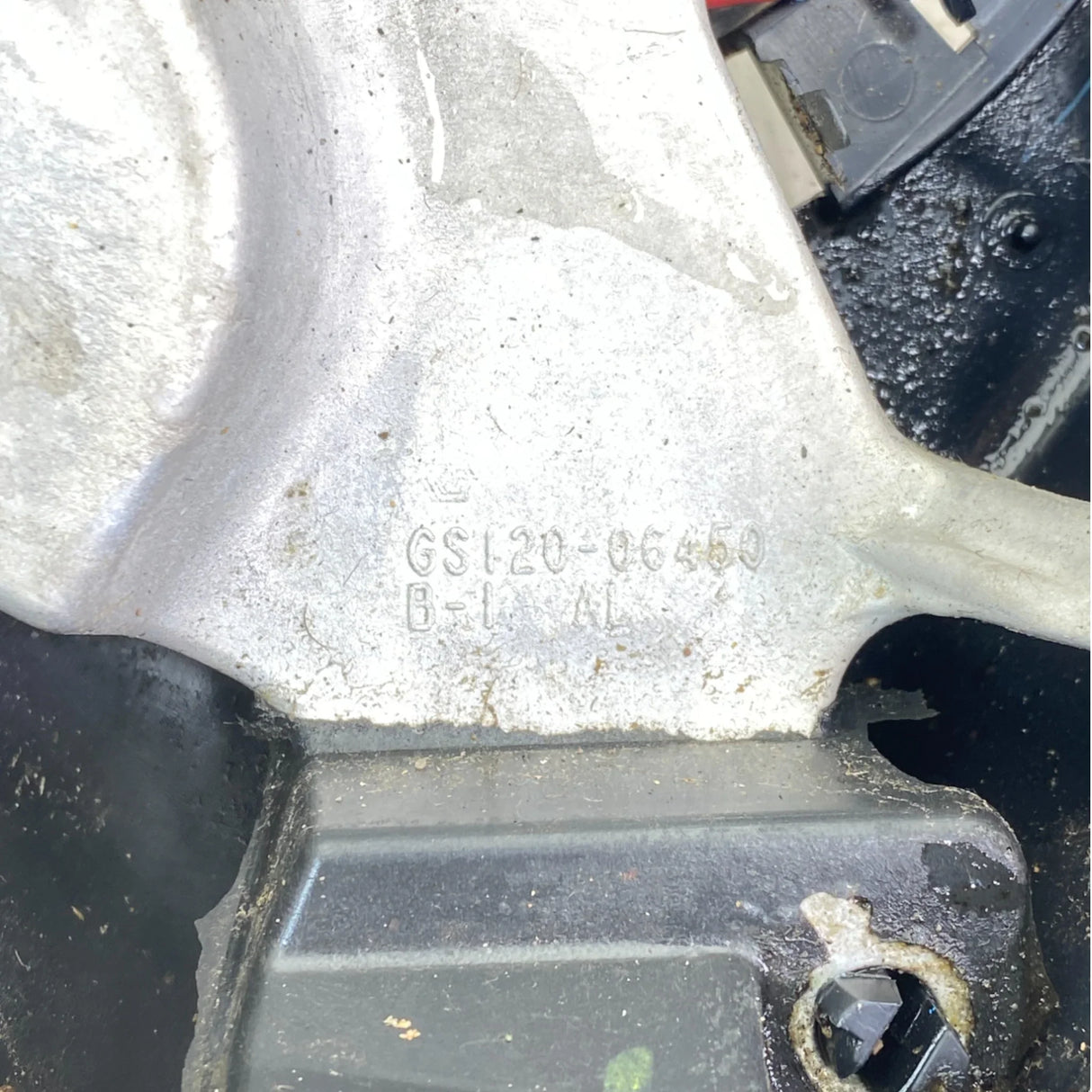 HH04-SW Genuine Hino Steering Wheel