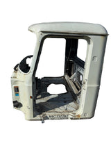 012316 Genuine Mack White Cab CHU613
