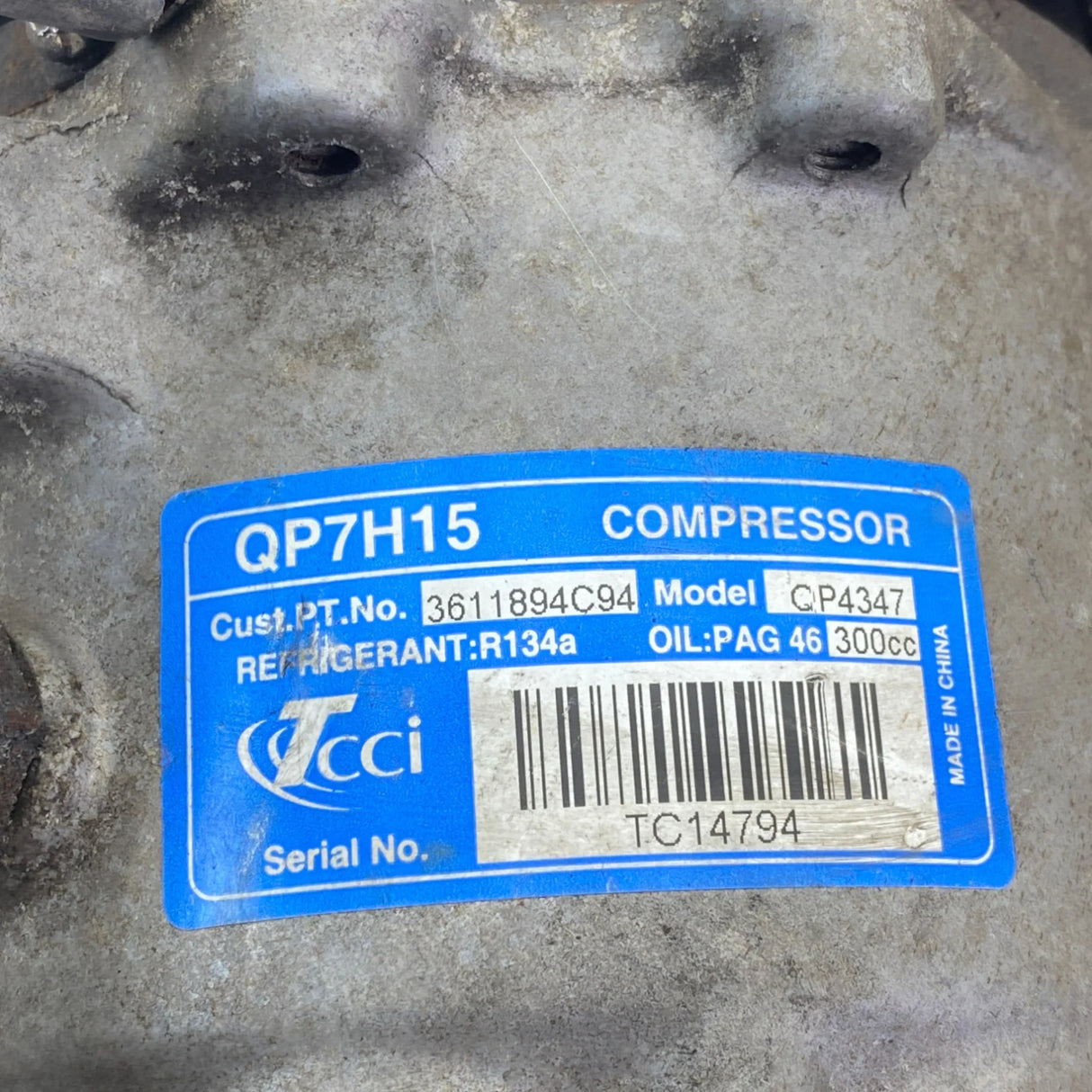 3611894C94 Genuine International Air Conditioner Compressor