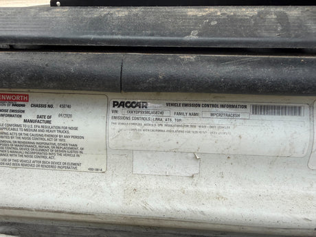 Genuine Kenworth White Cab T680