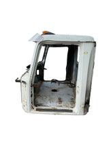 24-01250-070 Genuine Western Star White Cab 4900SA