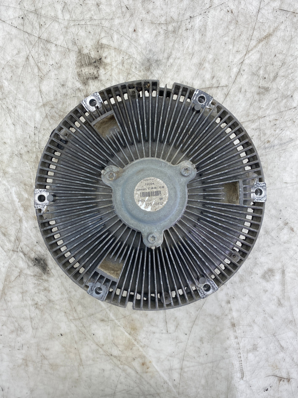 P6748002 Genuine Volvo Engine Fan Clutch