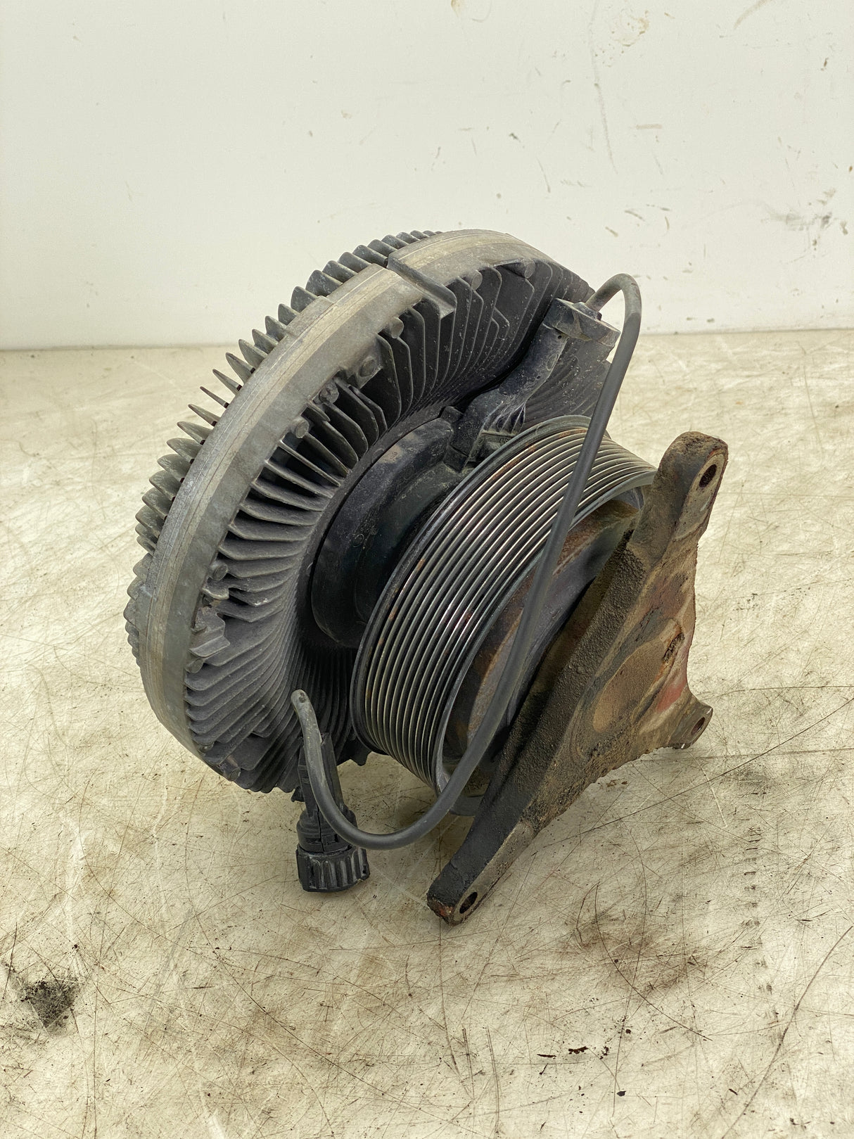 P6748002 Genuine Volvo Engine Fan Clutch