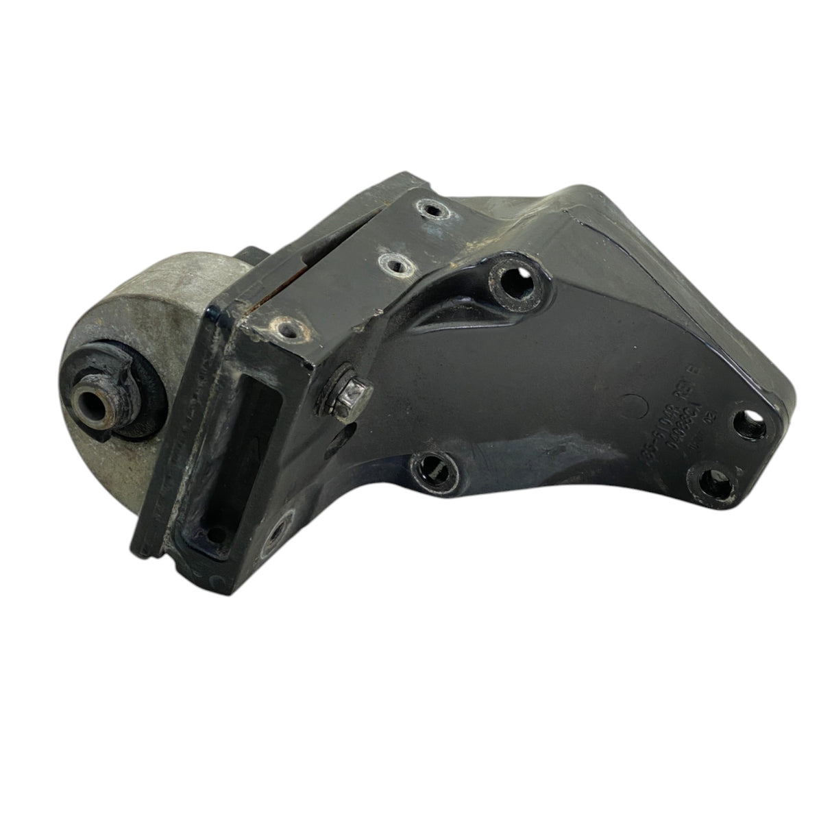 A85-6104R Genuine Paccar Front Right Side Cab Mount