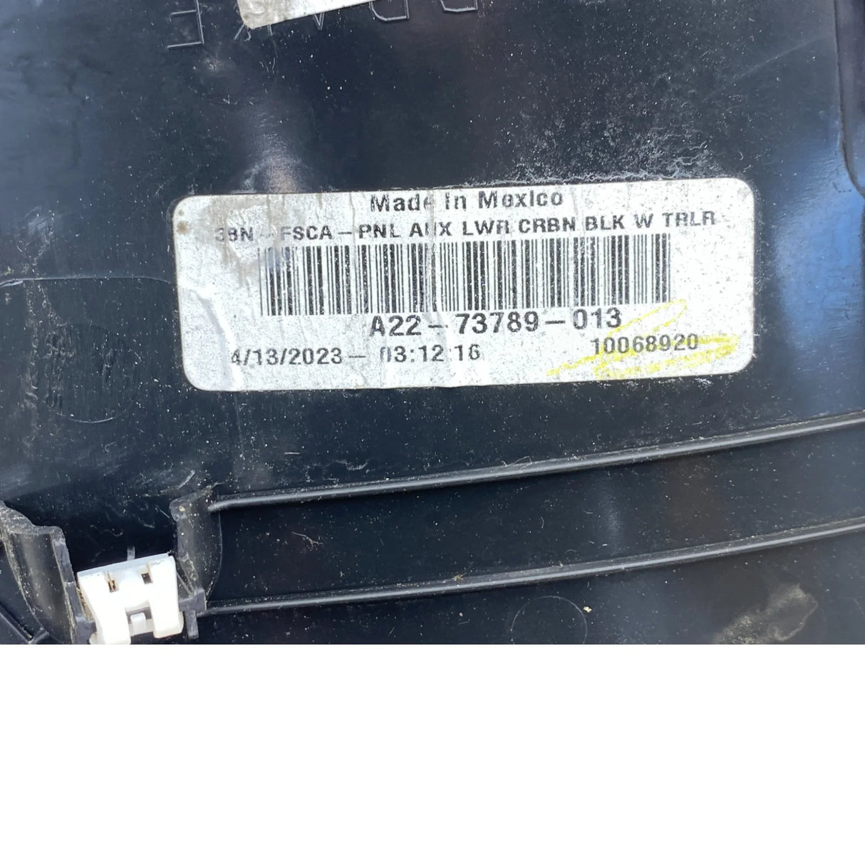 A22-73789-013 Genuine Freightliner Lower Fascia Instrument Panel
