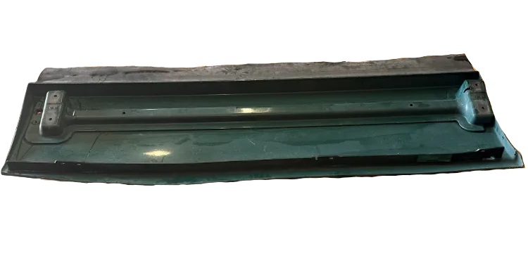 R33-1214 Genuine Peterbilt Green Left Driver Side Fairing Cab Extender - Second Truck Parts