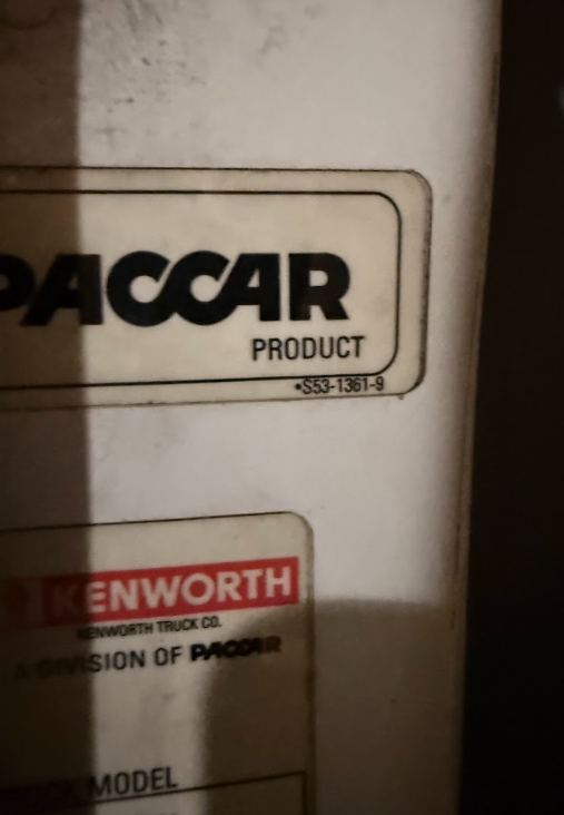 R25-1287-001 Genuine Kenworth Left Hand White Door T680/T880 - Second Truck Parts