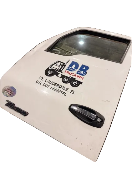 R25-1287-001 Genuine Kenworth Left Hand White Door T680/T880 - Second Truck Parts