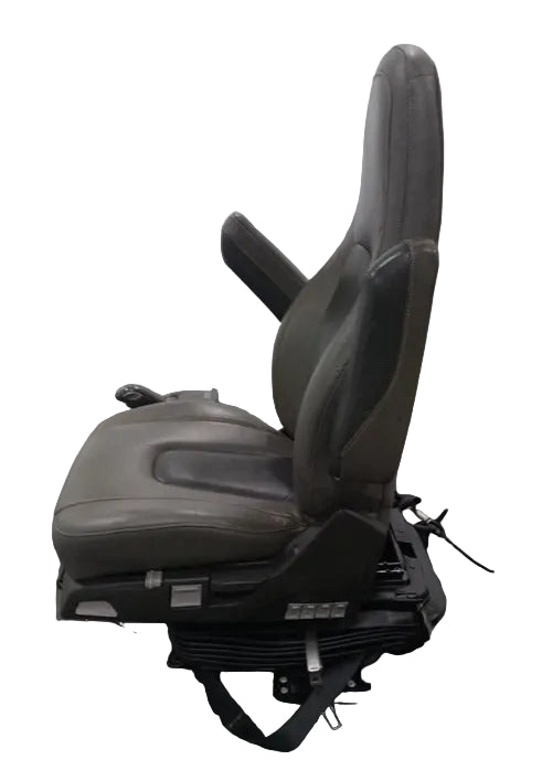 Volvo Air ride driver seat OEM 84733433 - Second Truck Parts