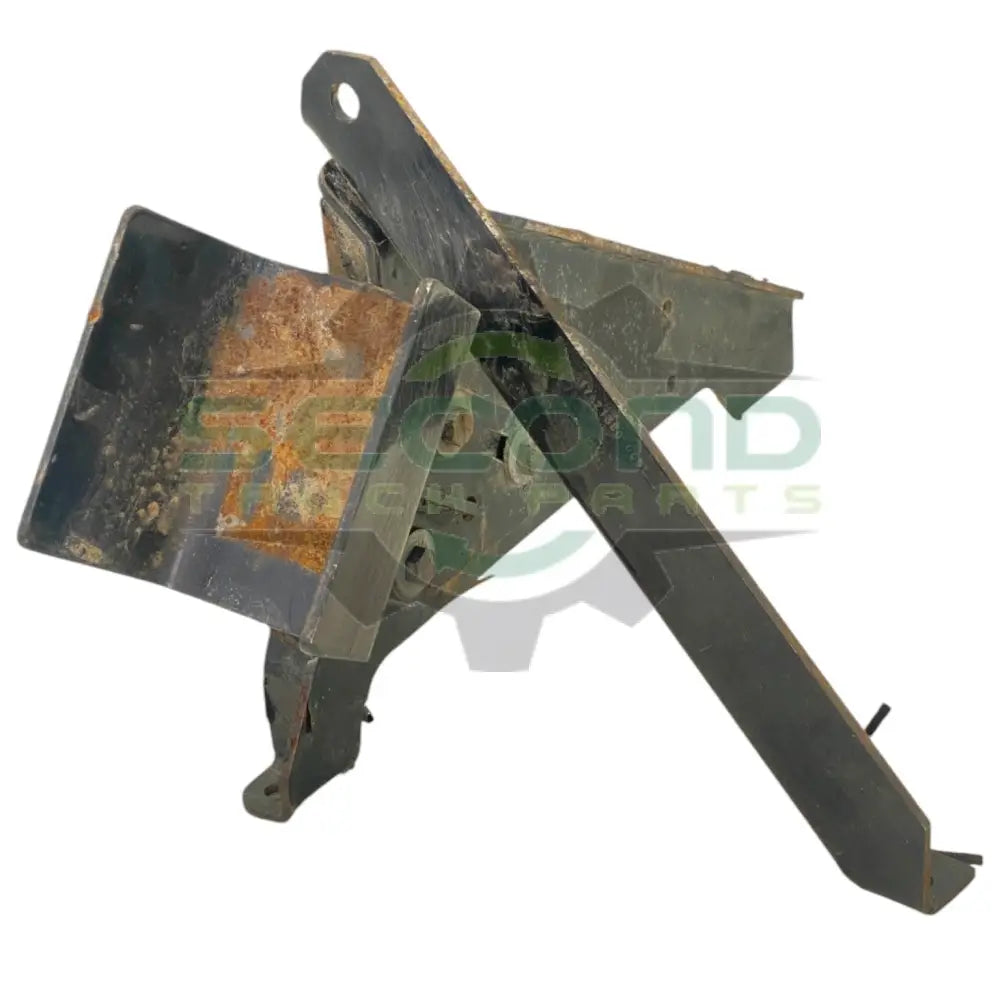 A 17 19798 000 Genuine Paccar Right Hood Support Bracket - Brackets