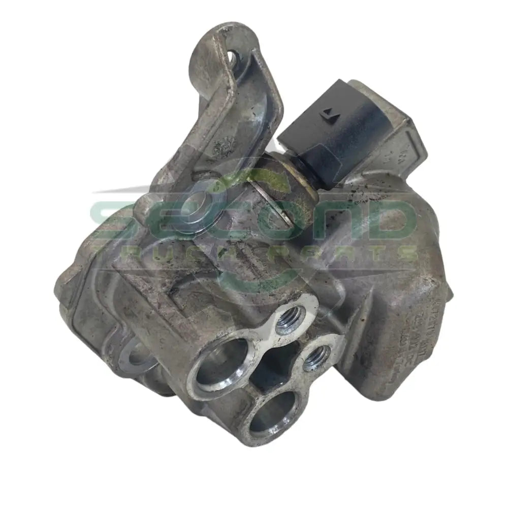 A4720700717 Genuine Detroit Diesel Low Pressure Sealing Flange - Other Truck Parts