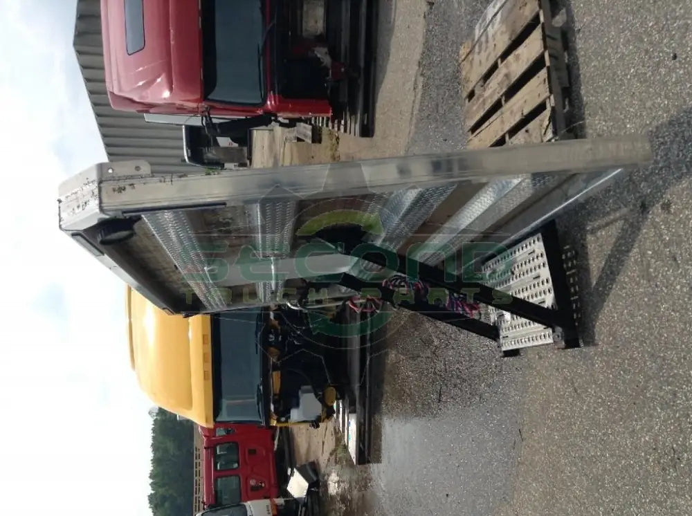 Aluminum Headache rack with brackets OEM - Second Truck Parts